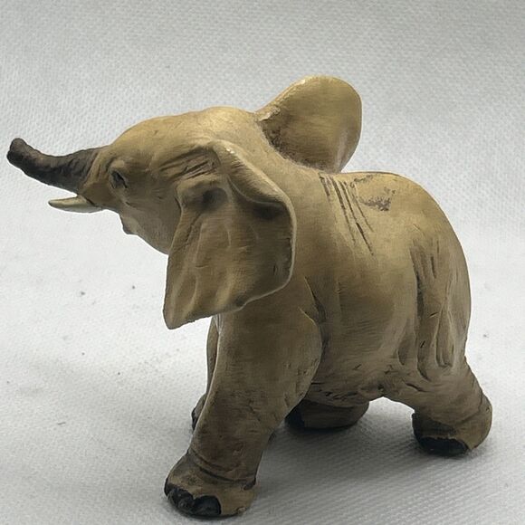 Vintage Guido Cacciapuoti Ceramic Adult Elephant Artist Signed Made in Italy 4" - Picture 2 of 4